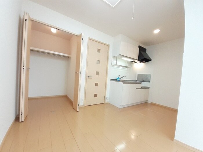 物件内観写真14　(居室)