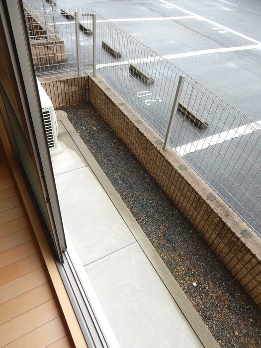 物件内観写真8　(ベランダ・バルコニー)