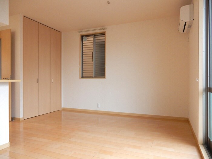 物件内観写真12　(居室)