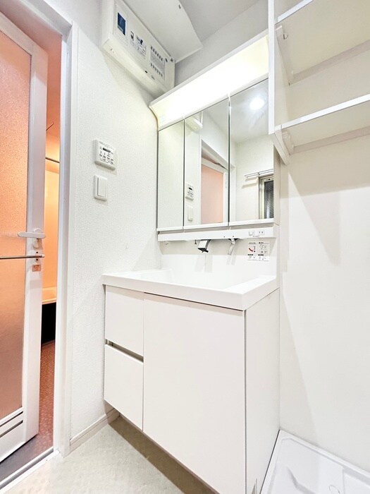 物件内観写真5　(洗面)