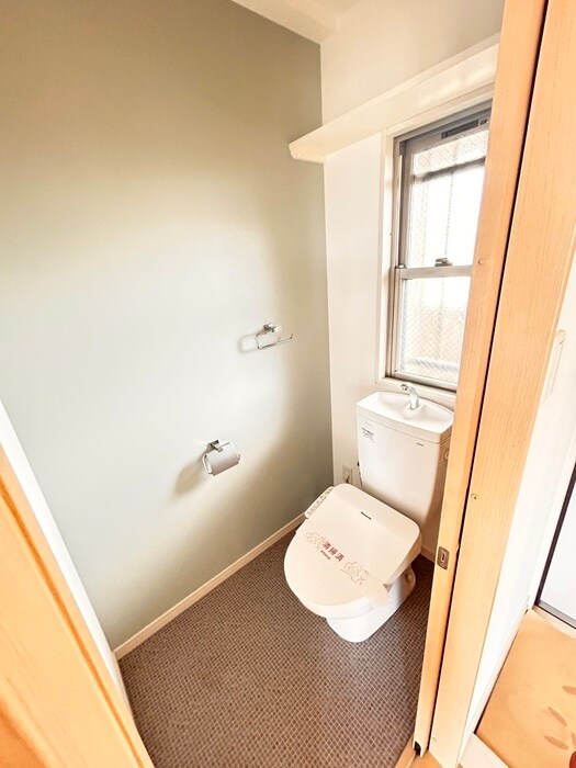 物件内観写真9　(トイレ)