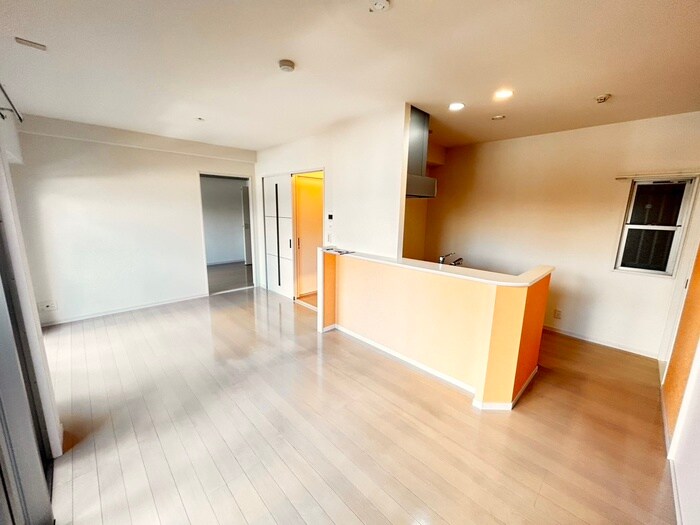 物件内観写真10　(居室)