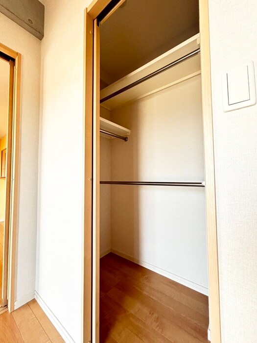 物件内観写真11　(収納)