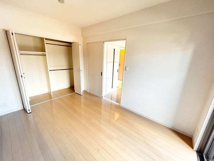 物件内観写真15　(居室)