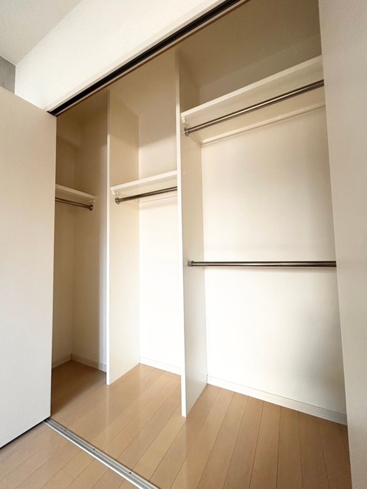 物件内観写真16　(収納)