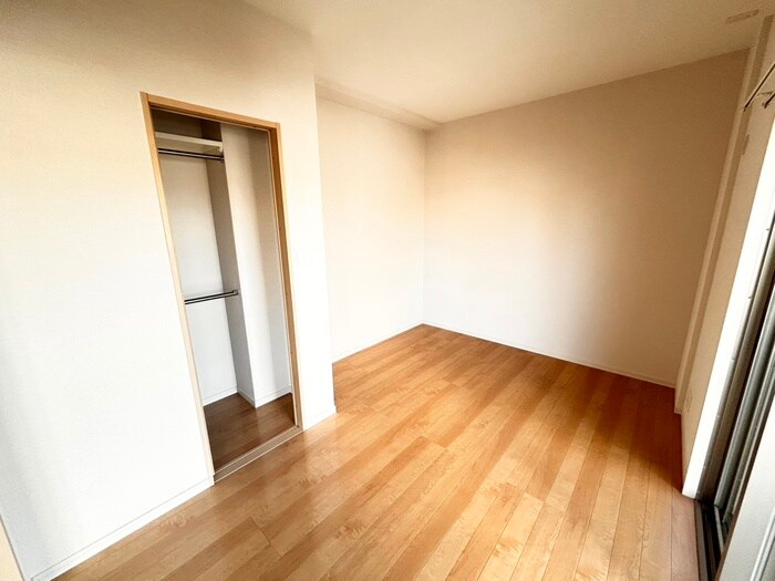 物件内観写真17　(居室)