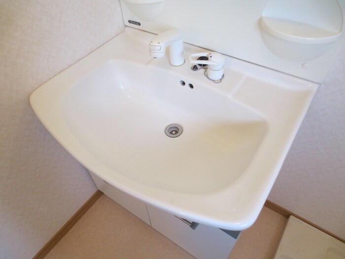 物件内観写真9　(洗面)