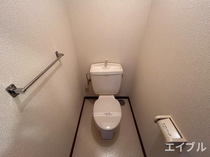 物件内観写真12　(トイレ)