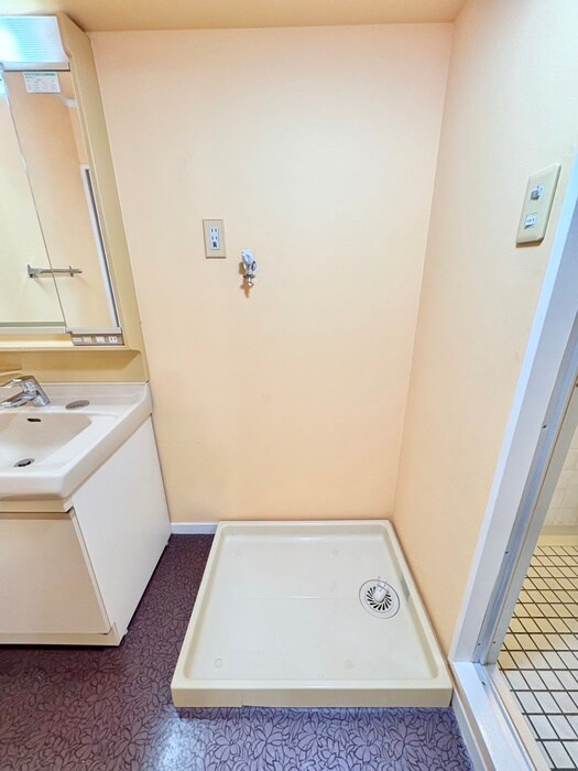 物件内観写真19　(洗濯機置場)