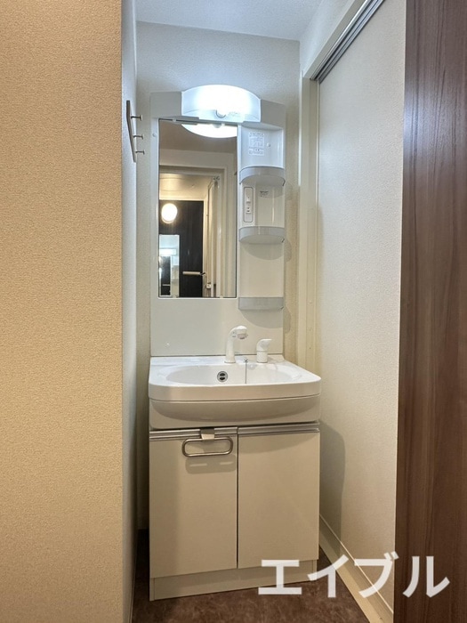 物件内観写真12　(洗面)