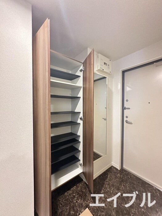 物件内観写真15　(靴箱)