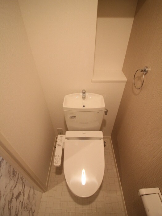 物件内観写真7　(トイレ)