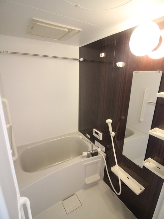 物件内観写真11　(バス／シャワールーム等)