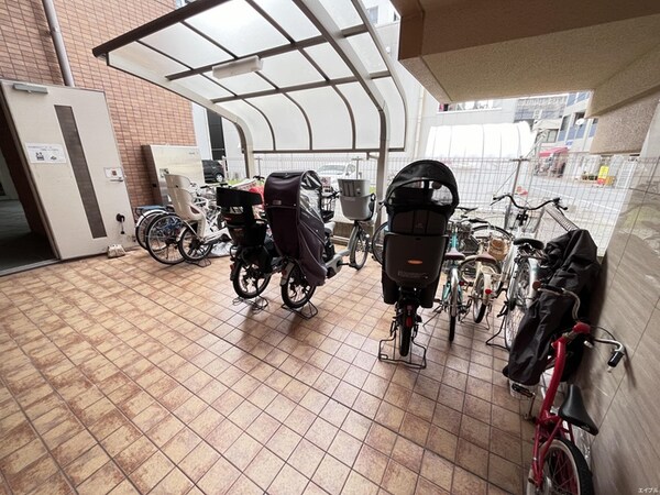 駐輪場