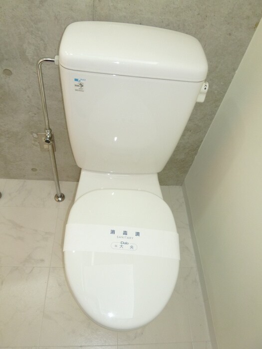 物件内観写真12　(トイレ)