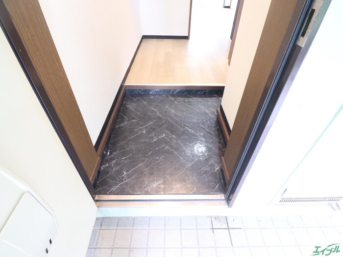 物件内観写真20　(玄関)