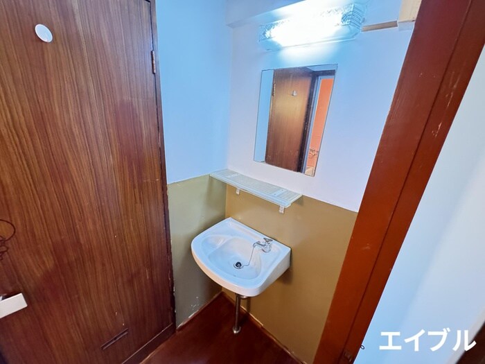 物件内観写真6　(洗面)