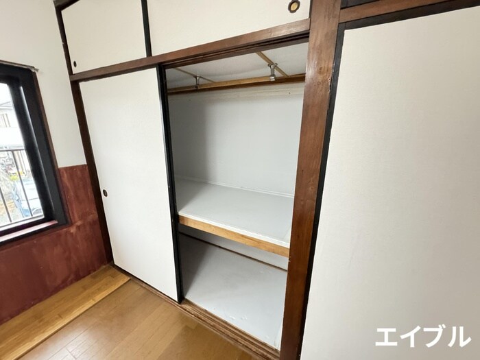物件内観写真8　(収納)