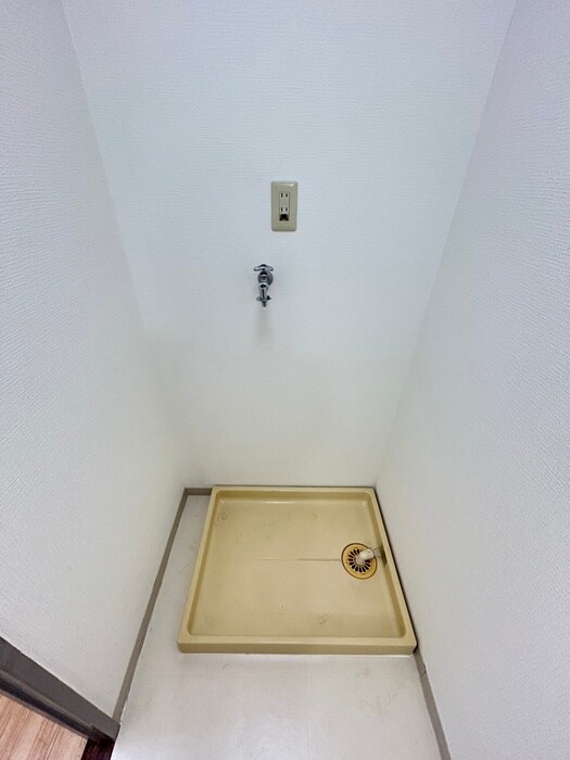 物件内観写真19　(洗濯機置場)