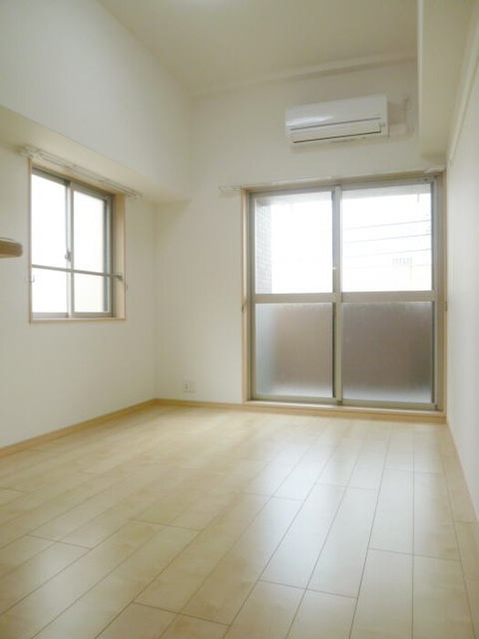 物件内観写真5　(居室)