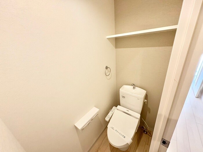 物件内観写真8　(トイレ)