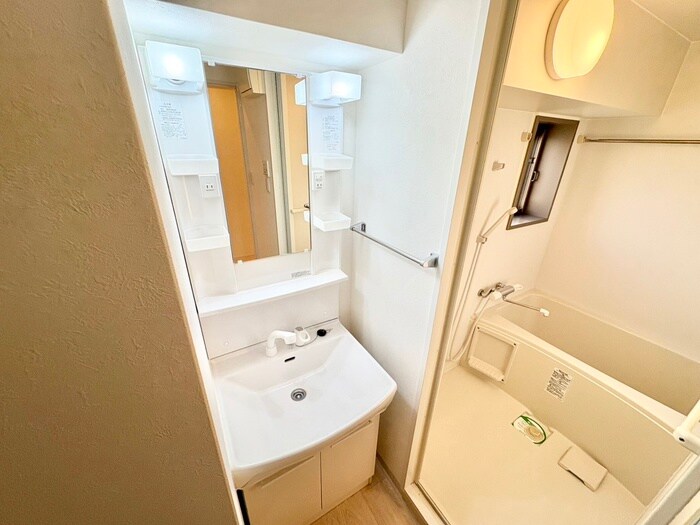 物件内観写真9　(洗面)