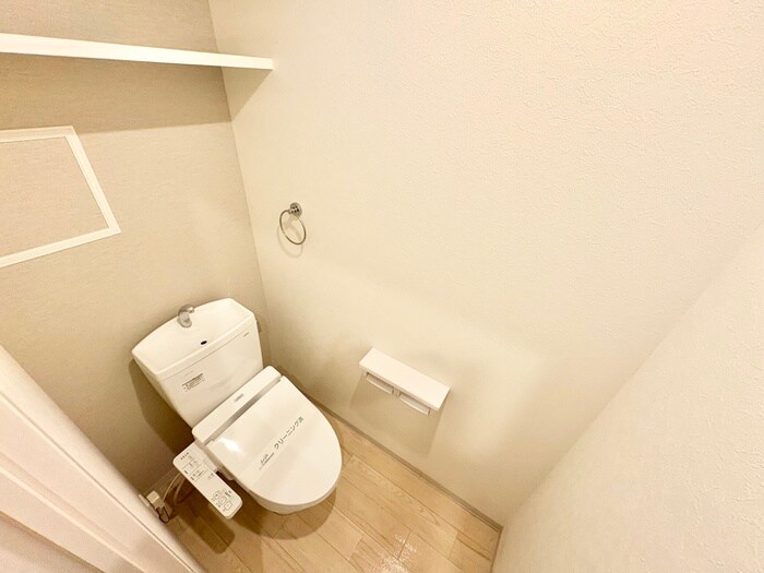 物件内観写真9　(トイレ)
