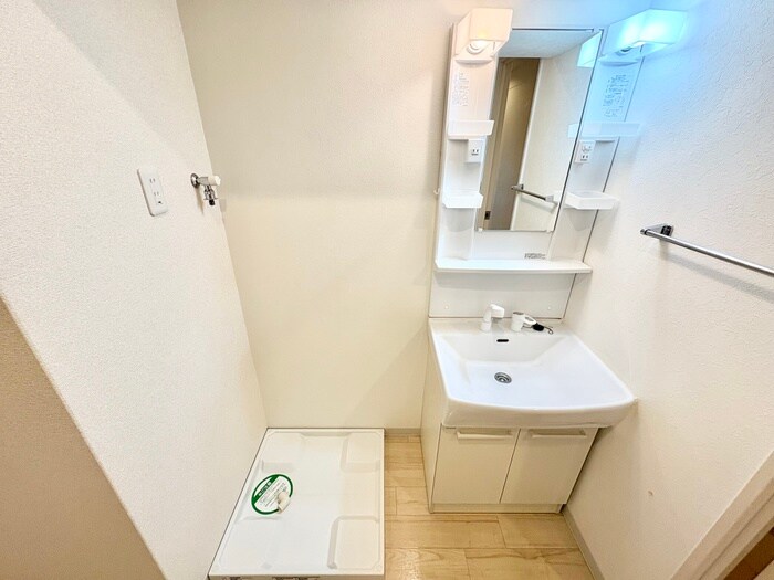 物件内観写真10　(洗面)