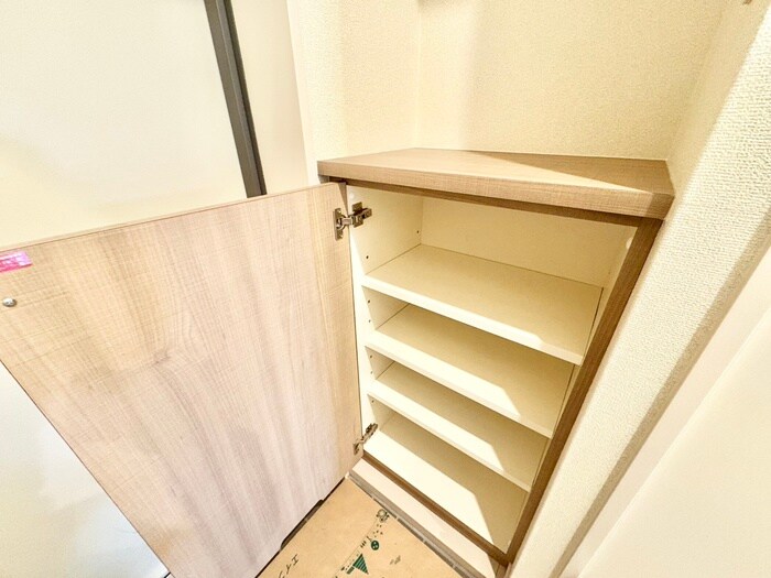 物件内観写真13　(靴箱)