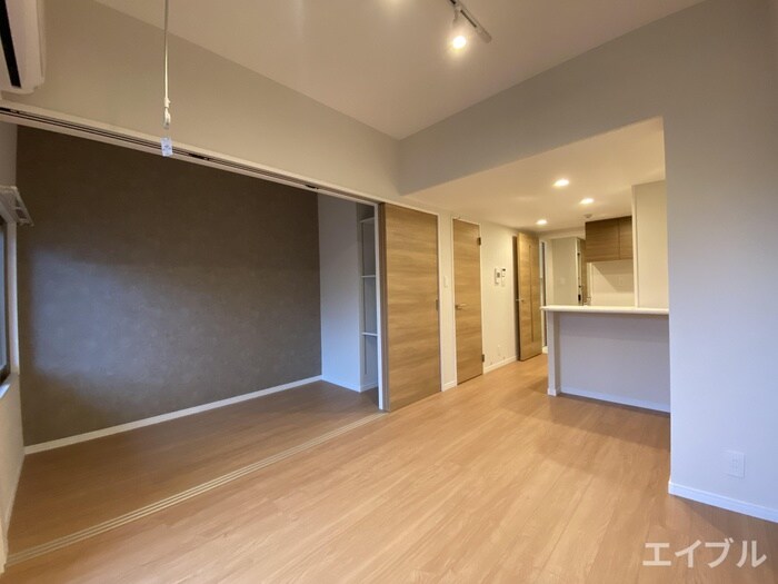 物件内観写真9　(居室)