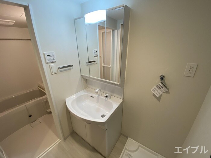 物件内観写真12　(洗面)