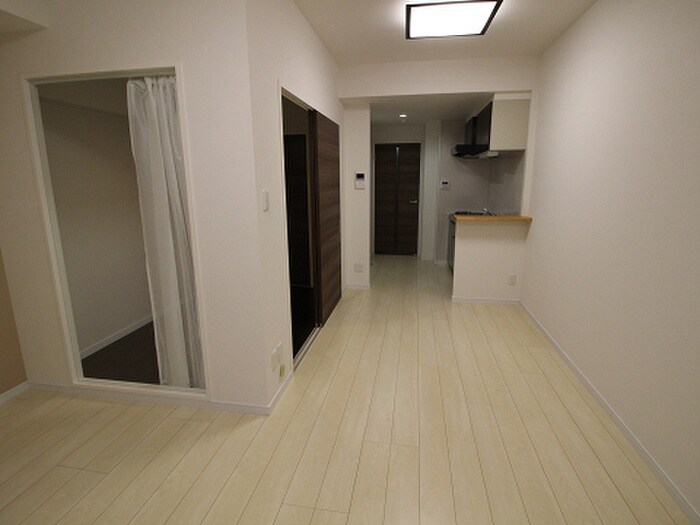 物件内観写真8　(居室)