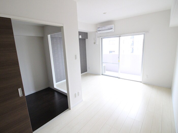 物件内観写真8　(居室)