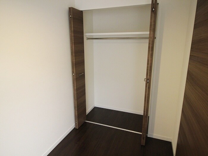 物件内観写真11　(収納)