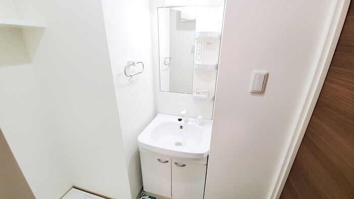 物件内観写真14　(洗面)