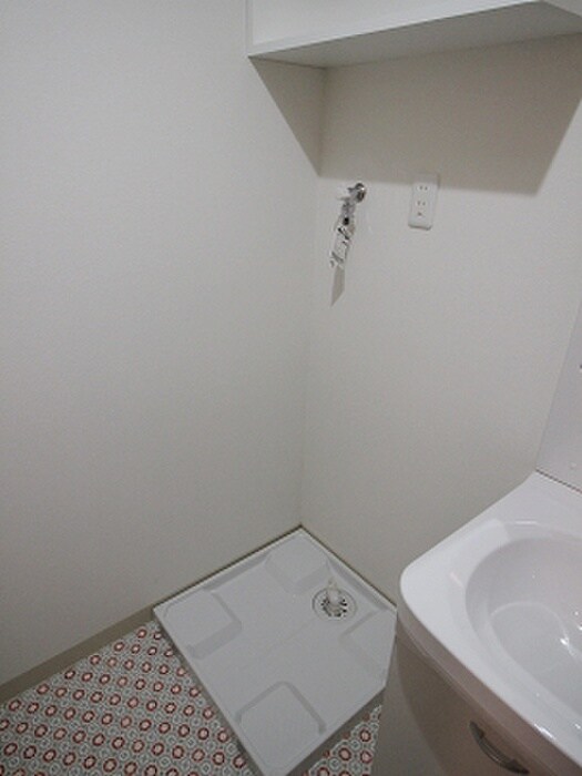 物件内観写真15　(洗濯機置場)