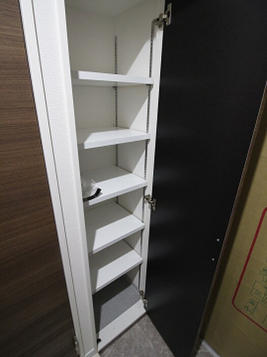 物件内観写真18　(靴箱)