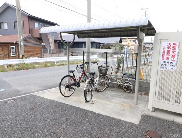 駐輪場