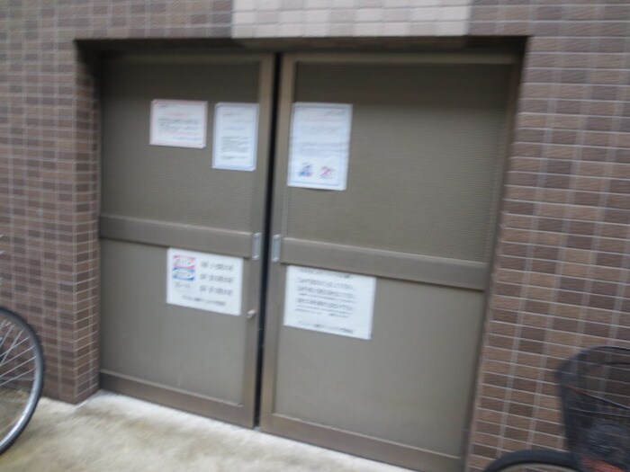 物件外観写真4　(建物設備)