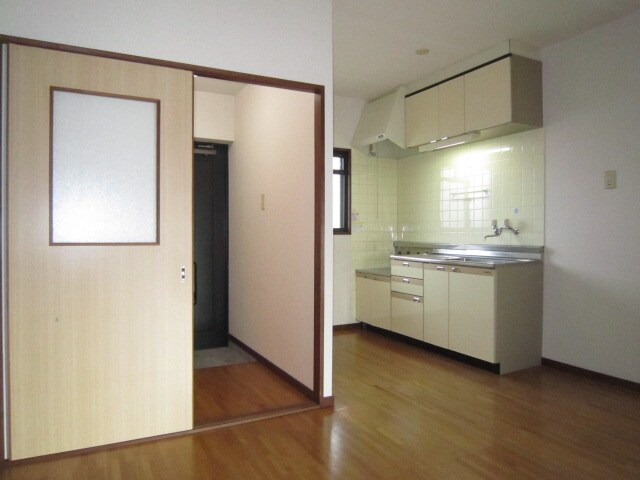 物件内観写真10　(居室)