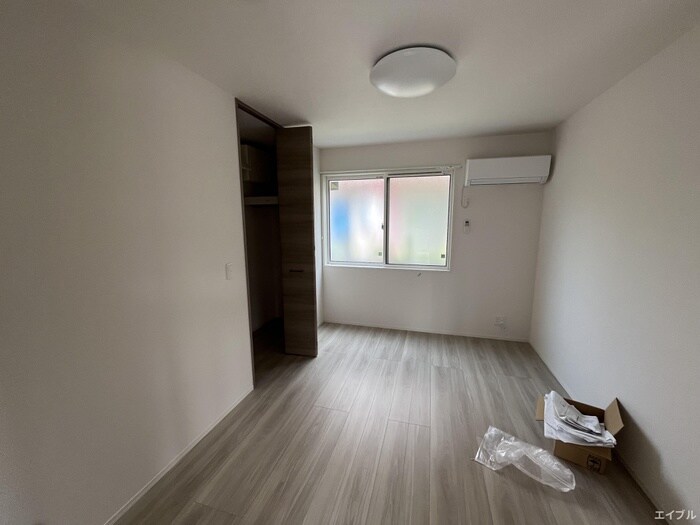 物件内観写真8　(居室)