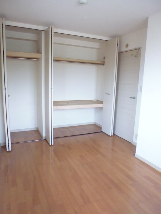 物件内観写真9　(収納)