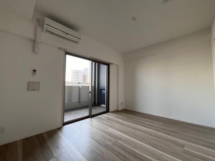 物件内観写真2　(居室)