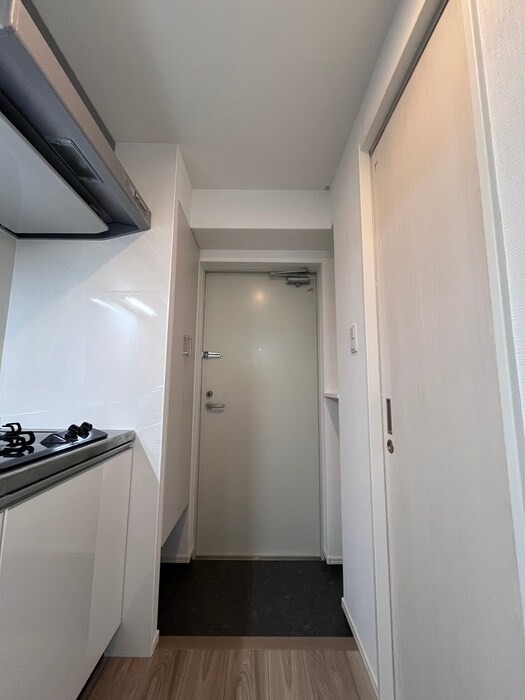 物件内観写真15　(玄関)