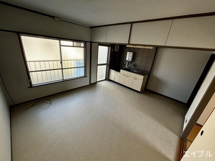 物件内観写真8　(居室)