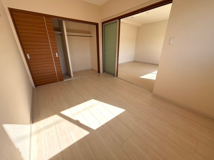 物件内観写真8　(居室)