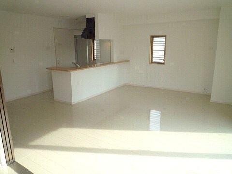 物件内観写真4　(居室)