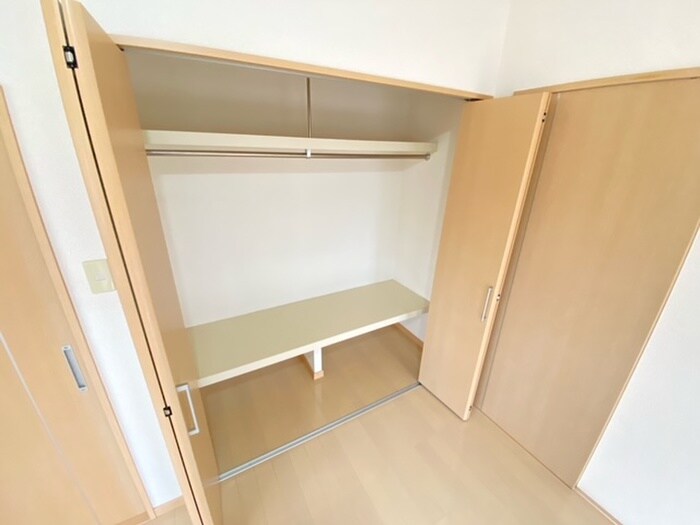 物件内観写真7　(収納)