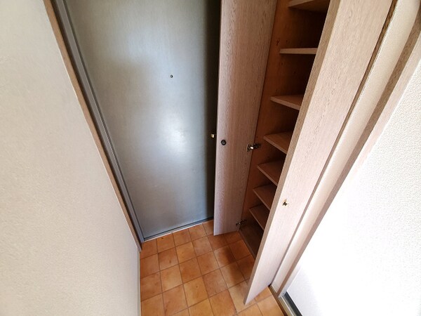 靴箱