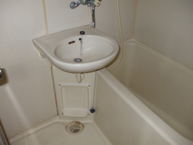 物件内観写真9　(バス／シャワールーム等)